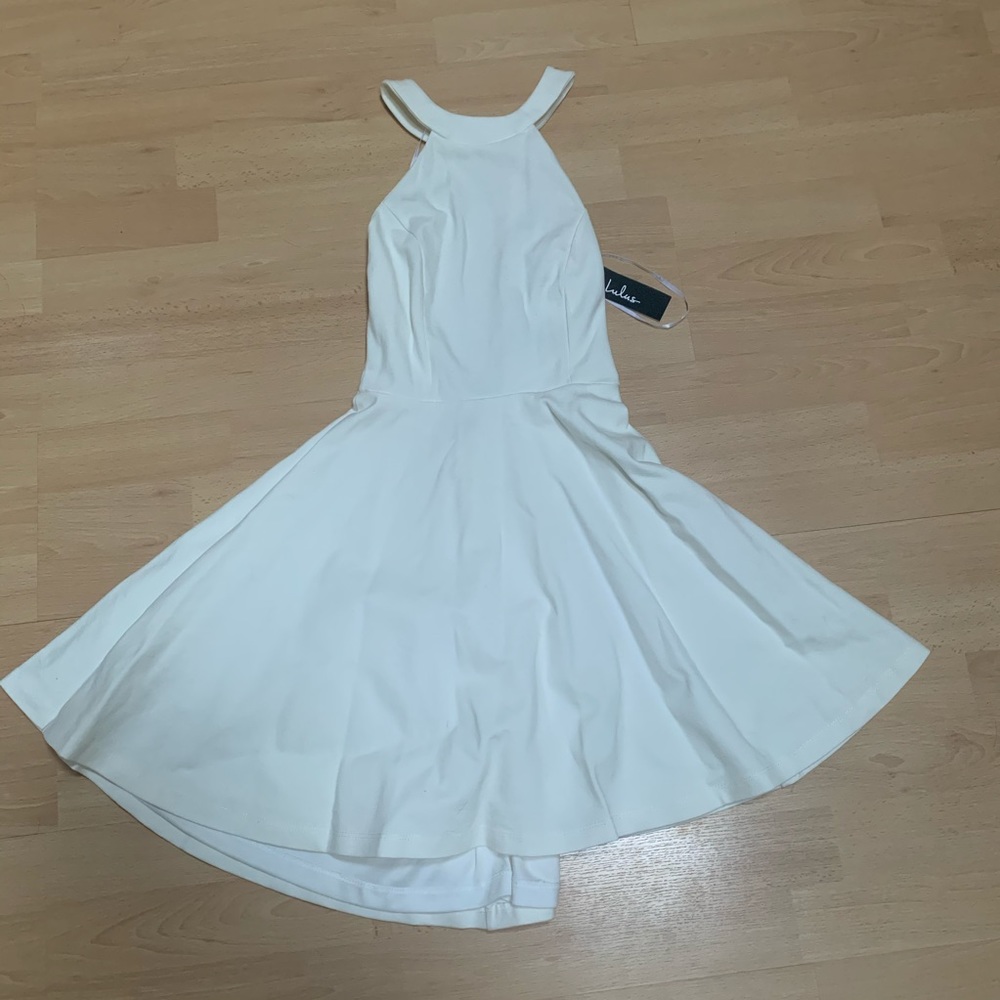 Lulu’s open back skater dress NWT